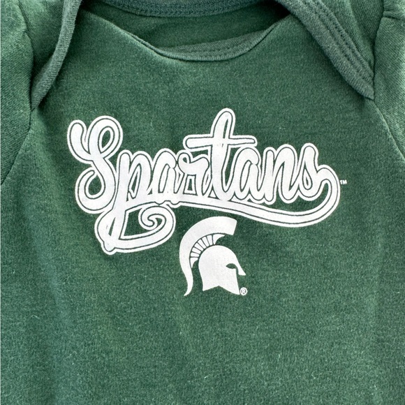 Michigan State Spartans Baby Girl Bodysuit Set Pink & Green- Size 0-3 Months - Picture 10 of 13